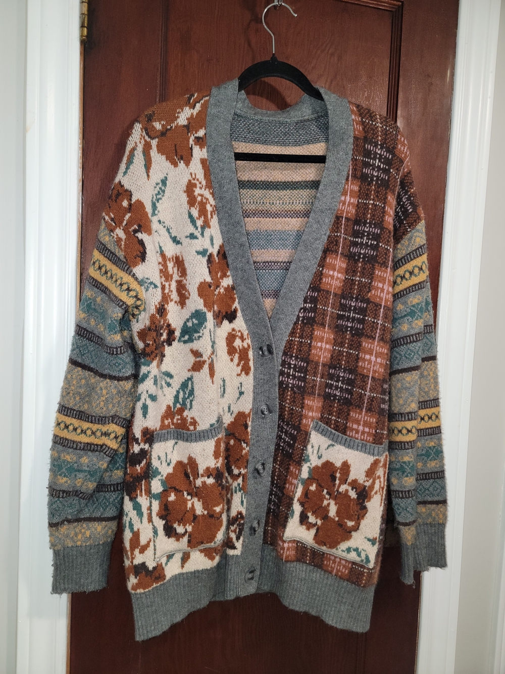 Unique Patchwork Floral Knit Cardigan Sweater Vintage Style Look | Size XS-M